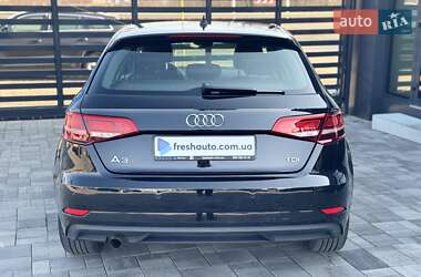 Хетчбек Audi A3 Sportback 2018 в 
