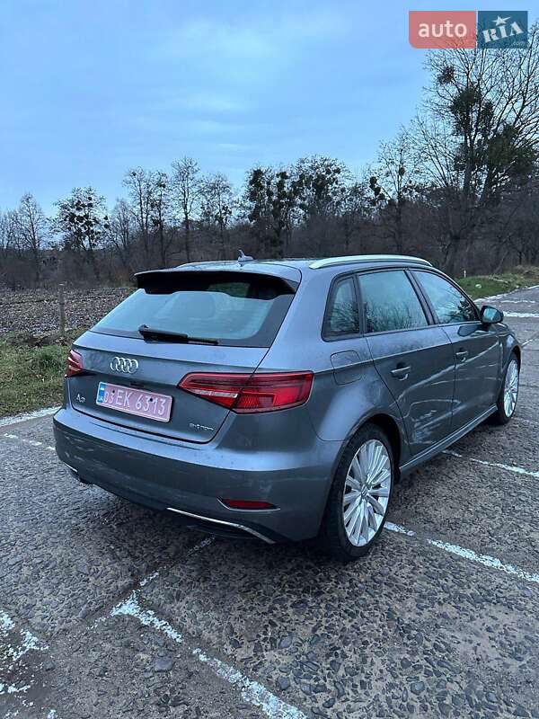 Хэтчбек Audi A3 Sportback 2016 в Львове фото 24 Хэтчбек Audi A3 Sportback 2016 в Львове