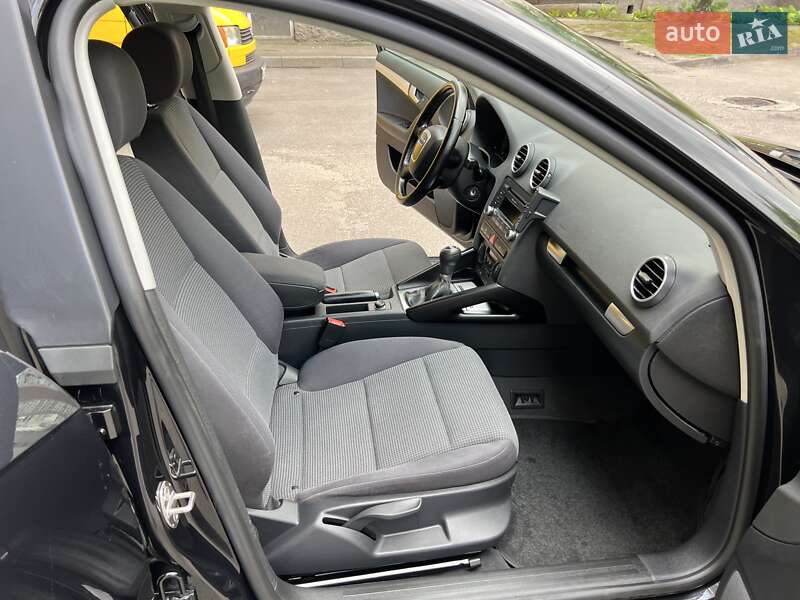 Хэтчбек Audi A3 Sportback 2008 в Луцке