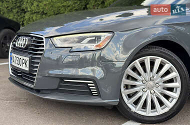 Хэтчбек Audi A3 Sportback 2016 в 