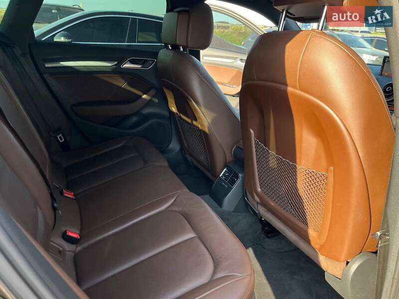 Хэтчбек Audi A3 Sportback 2016 в Львове