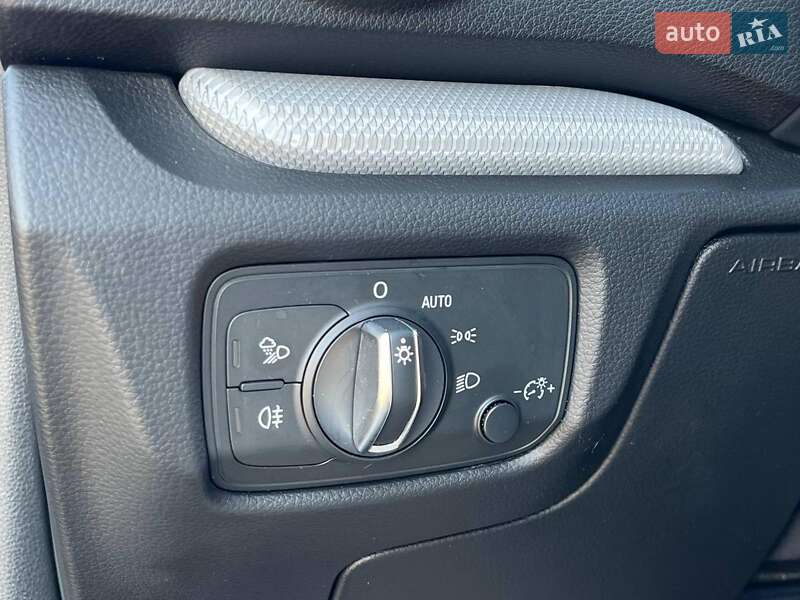 Хэтчбек Audi A3 Sportback 2016 в Львове