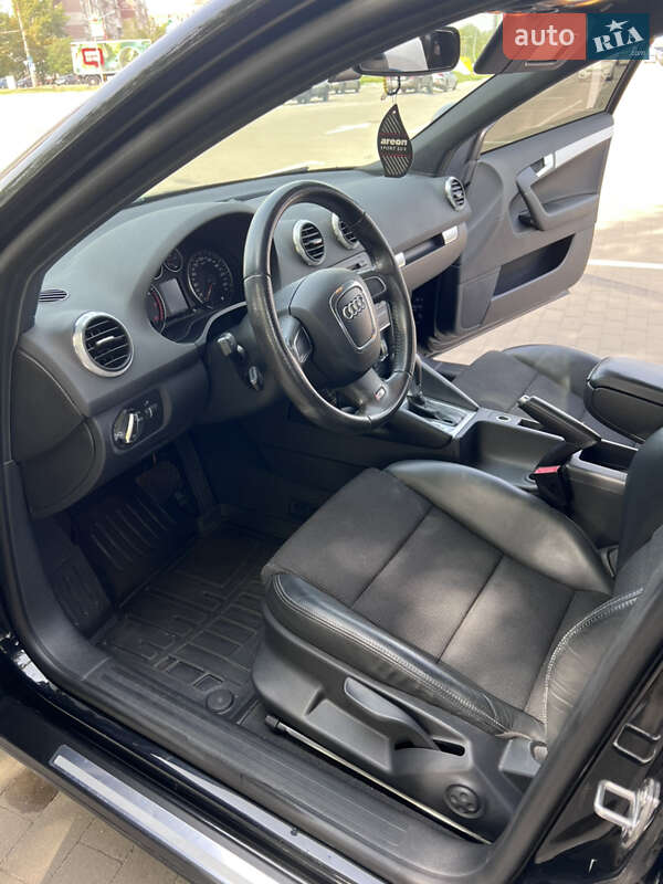 Хэтчбек Audi A3 Sportback 2010 в Кривом Роге