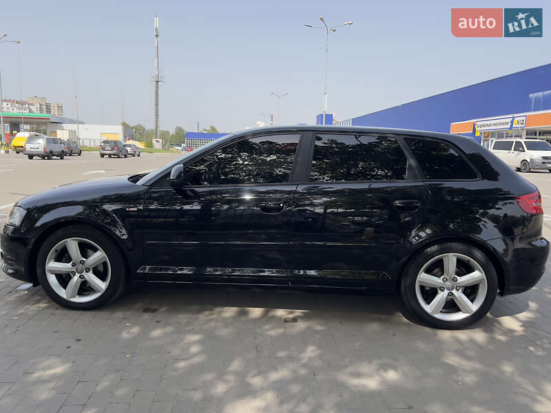 Хэтчбек Audi A3 Sportback 2010 в Кривом Роге