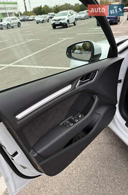 Хэтчбек Audi A3 Sportback 2016 в 