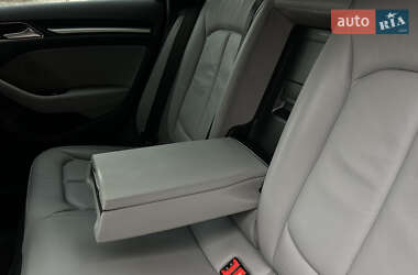 Хетчбек Audi A3 Sportback 2017 в  фото 39 Хетчбек Audi A3 Sportback 2017 в