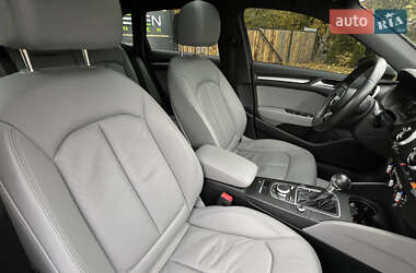 Хетчбек Audi A3 Sportback 2017 в  фото 43 Хетчбек Audi A3 Sportback 2017 в