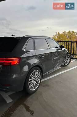 Хэтчбек Audi A3 Sportback 2018 в Харькове