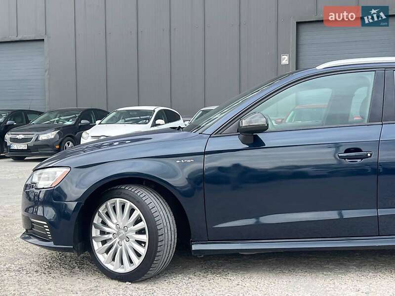 Хэтчбек Audi A3 Sportback 2017 в Львове фото 4 Хэтчбек Audi A3 Sportback 2017 в Львове