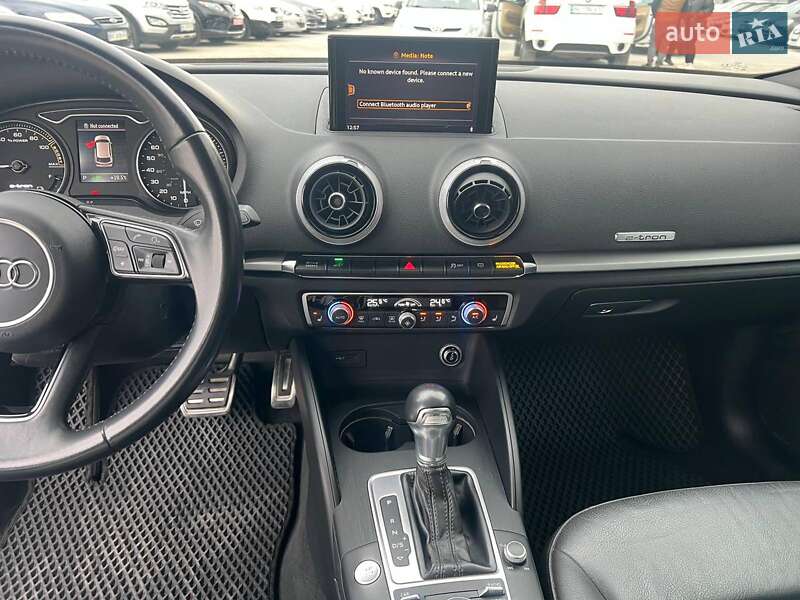 Хэтчбек Audi A3 Sportback 2017 в Львове фото 28 Хэтчбек Audi A3 Sportback 2017 в Львове