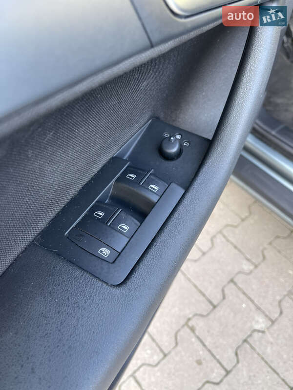 Хетчбек Audi A3 Sportback 2009 в Рівному фото 12 Хетчбек Audi A3 Sportback 2009 в Рівному