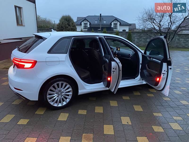 Хетчбек Audi A3 Sportback 2017 в Рівному фото 15 Хетчбек Audi A3 Sportback 2017 в Рівному