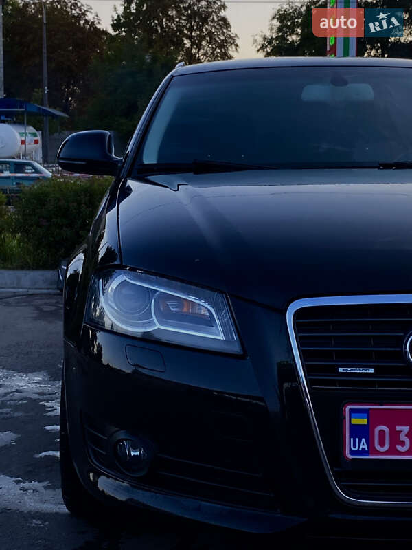 Хетчбек Audi A3 Sportback 2009 в Чернігові
