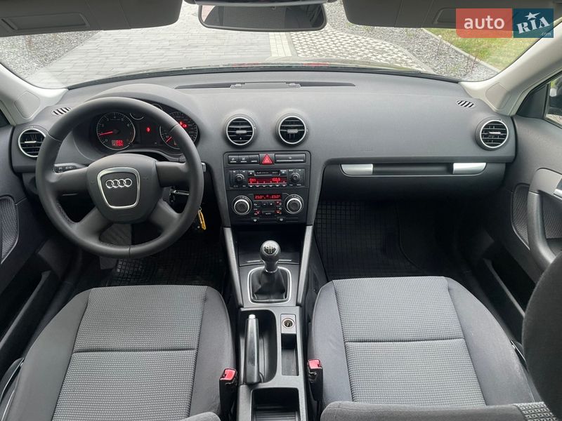 Хэтчбек Audi A3 Sportback 2006 в Городке
