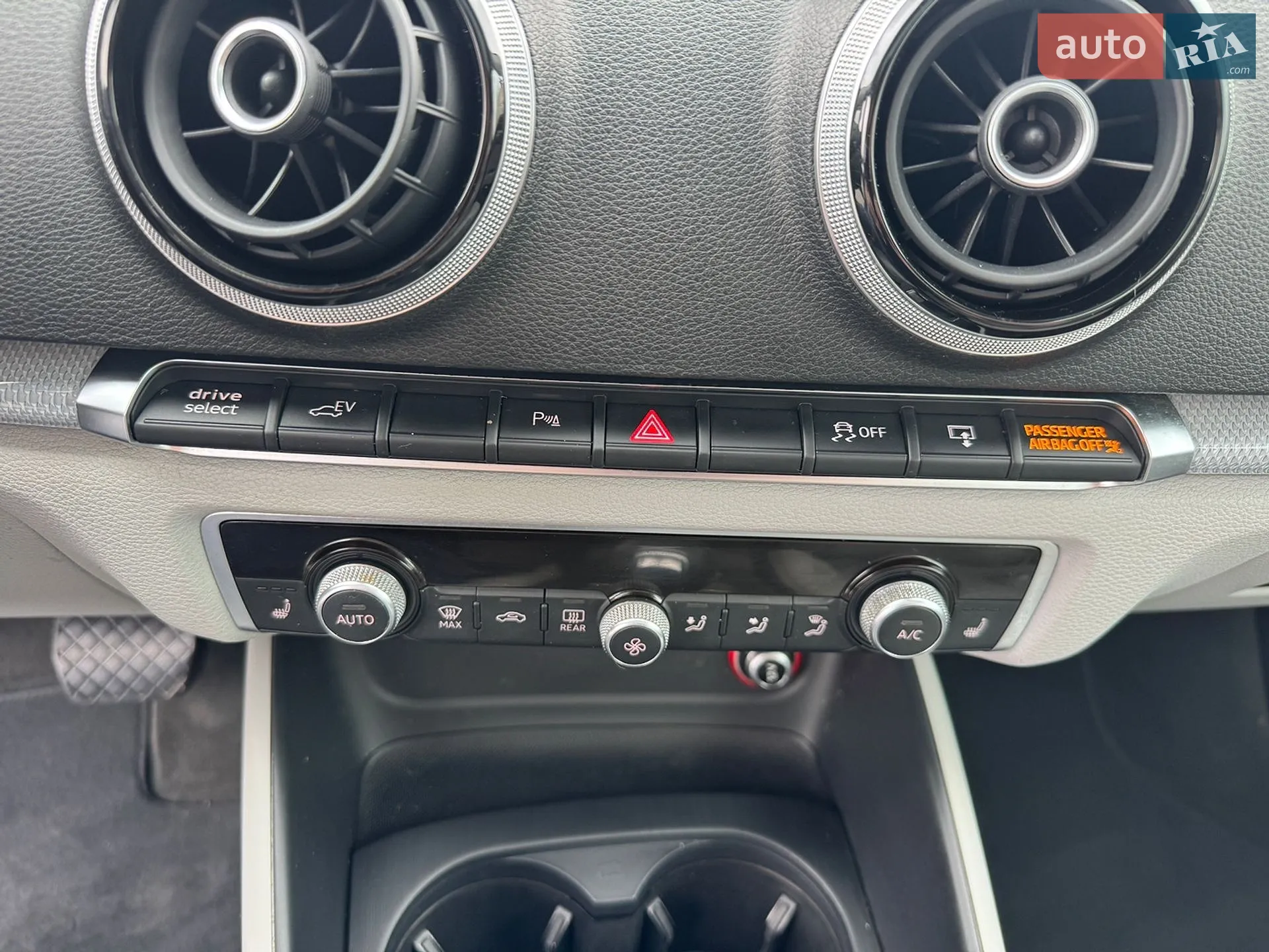 2016 Audi A3 - мініатюра 22
