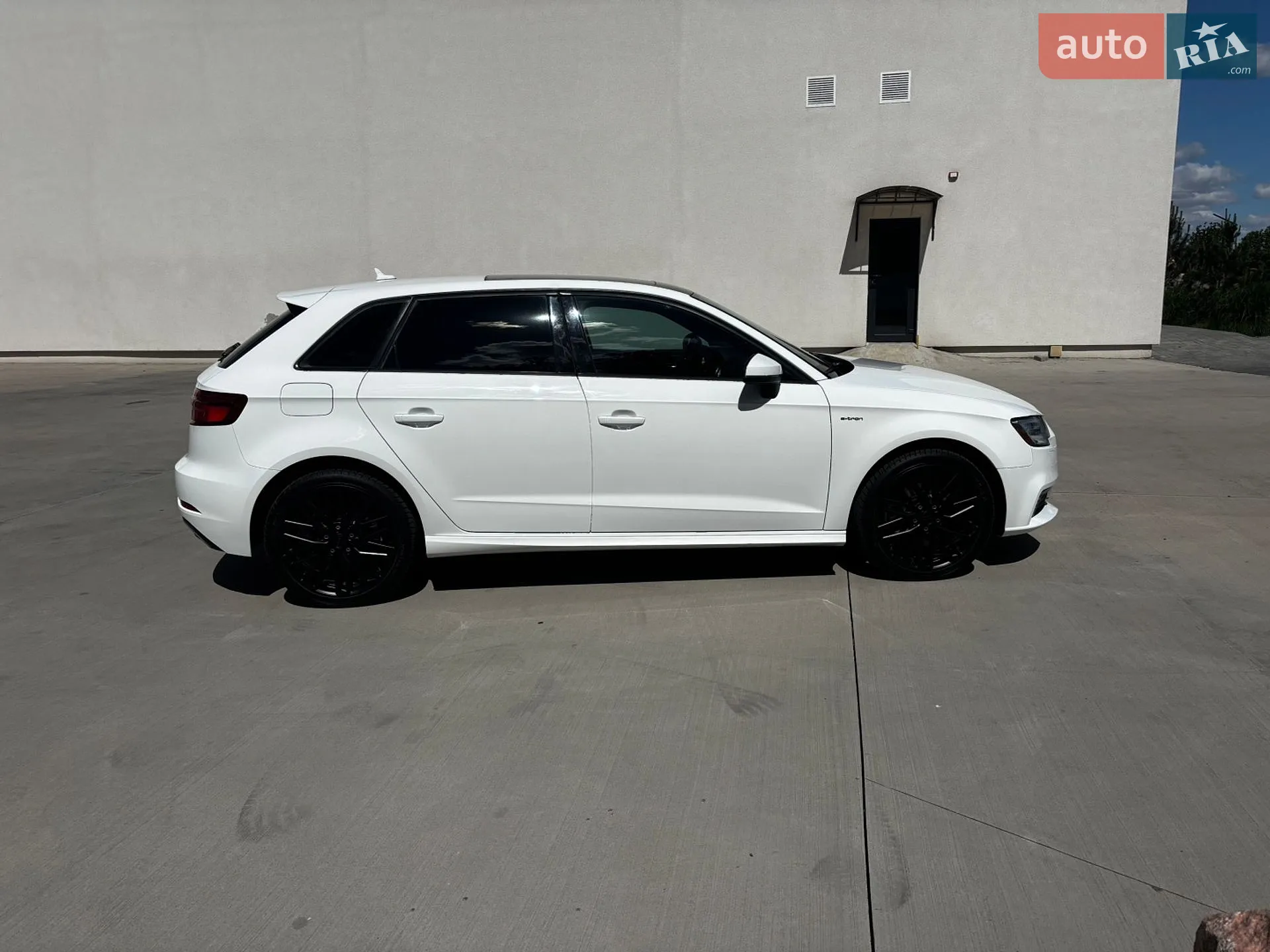 2017 Audi A3 - мініатюра 4