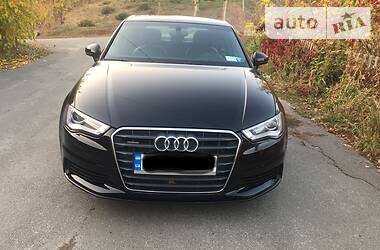 Седан Audi A3 2015 в Киеве