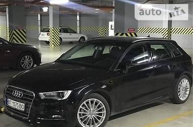 Хэтчбек Audi A3 2016 в Херсоне