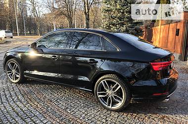 Седан Audi A3 2017 в 
