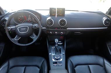 Седан Audi A3 2016 в Днепре