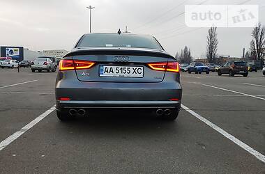 Седан Audi A3 2016 в Киеве