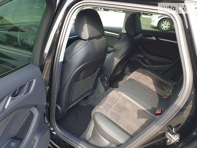 Хетчбек Audi A3 2016 в Києві