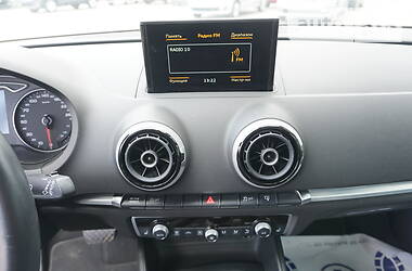 Хэтчбек Audi A3 2016 в 