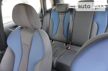 Хэтчбек Audi A3 2016 в 