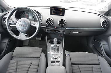 Хэтчбек Audi A3 2016 в 