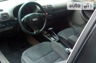 Хэтчбек Audi A3 1998 в 