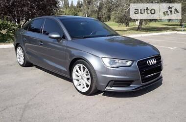 Седан Audi A3 2015 в Мариуполе