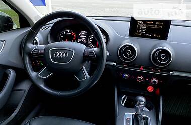 Седан Audi A3 2015 в Днепре