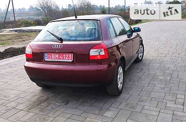 Хэтчбек Audi A3 2001 в Нововолынске