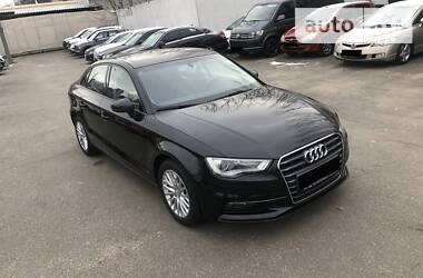 Седан Audi A3 2016 в Киеве