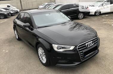 Седан Audi A3 2016 в Киеве