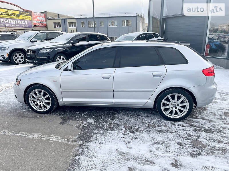 Хэтчбек Audi A3 2010 в Запорожье
