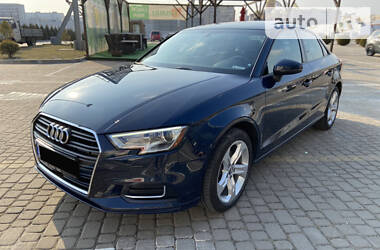 Седан Audi A3 2016 в Львове