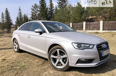 Седан Audi A3 2013 в Львові