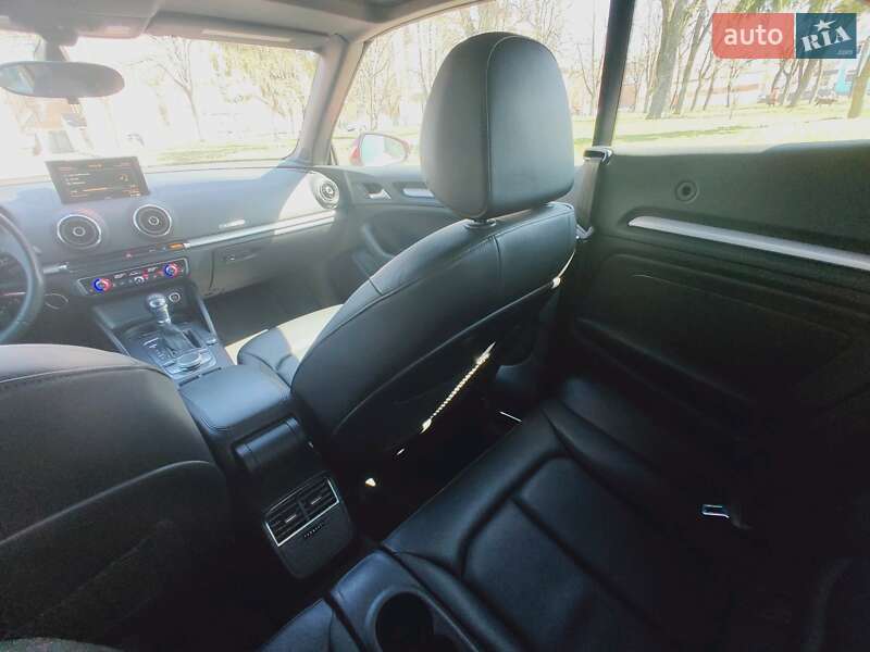 Кабріолет Audi A3 2014 в Києві