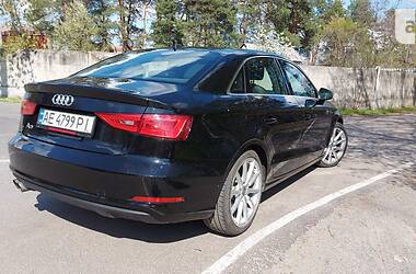 Седан Audi A3 2014 в Дніпрі