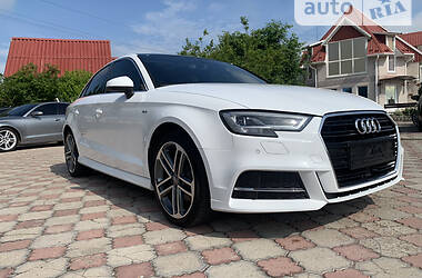 Седан Audi A3 2018 в 