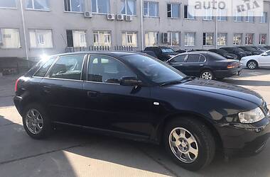 Хэтчбек Audi A3 2002 в 