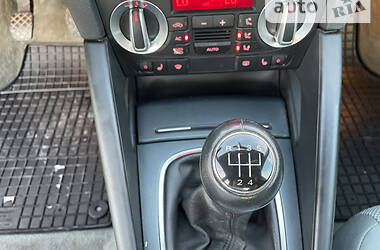 Хэтчбек Audi A3 2010 в 