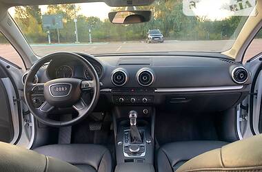 Седан Audi A3 2016 в Киеве