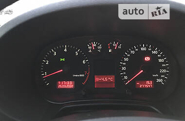 Хэтчбек Audi A3 2000 в 