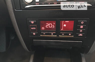 Хэтчбек Audi A3 2000 в 