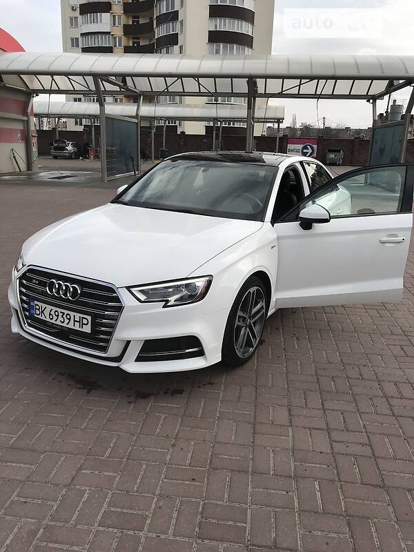 Седан Audi A3 2019 в Рівному