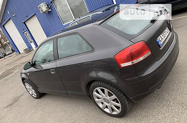 Хэтчбек Audi A3 2005 в 