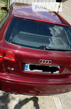 Хэтчбек Audi A3 2005 в 