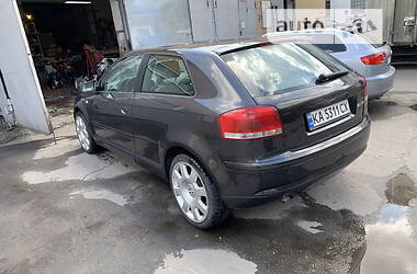 Хэтчбек Audi A3 2005 в 